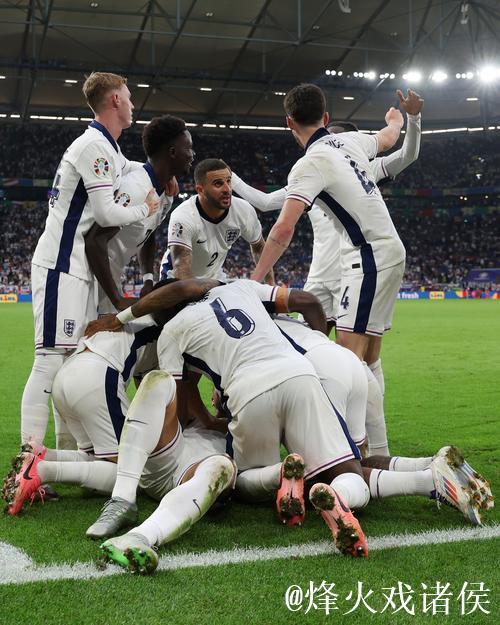 罗杰斯崭露头角，将在英格兰队与贝林争夺席位